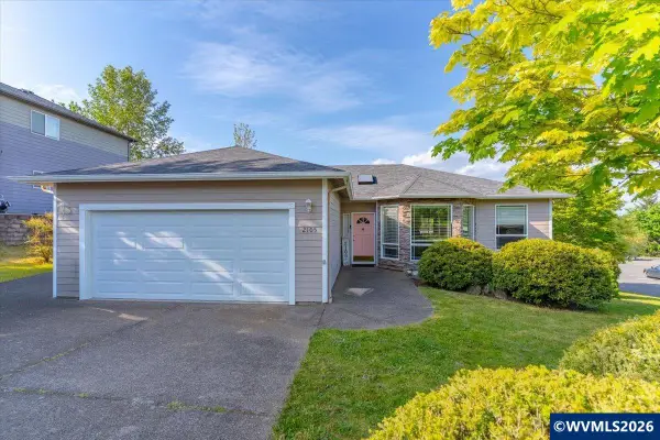 2105  Deerwind Av NW, Salem, OR 97304