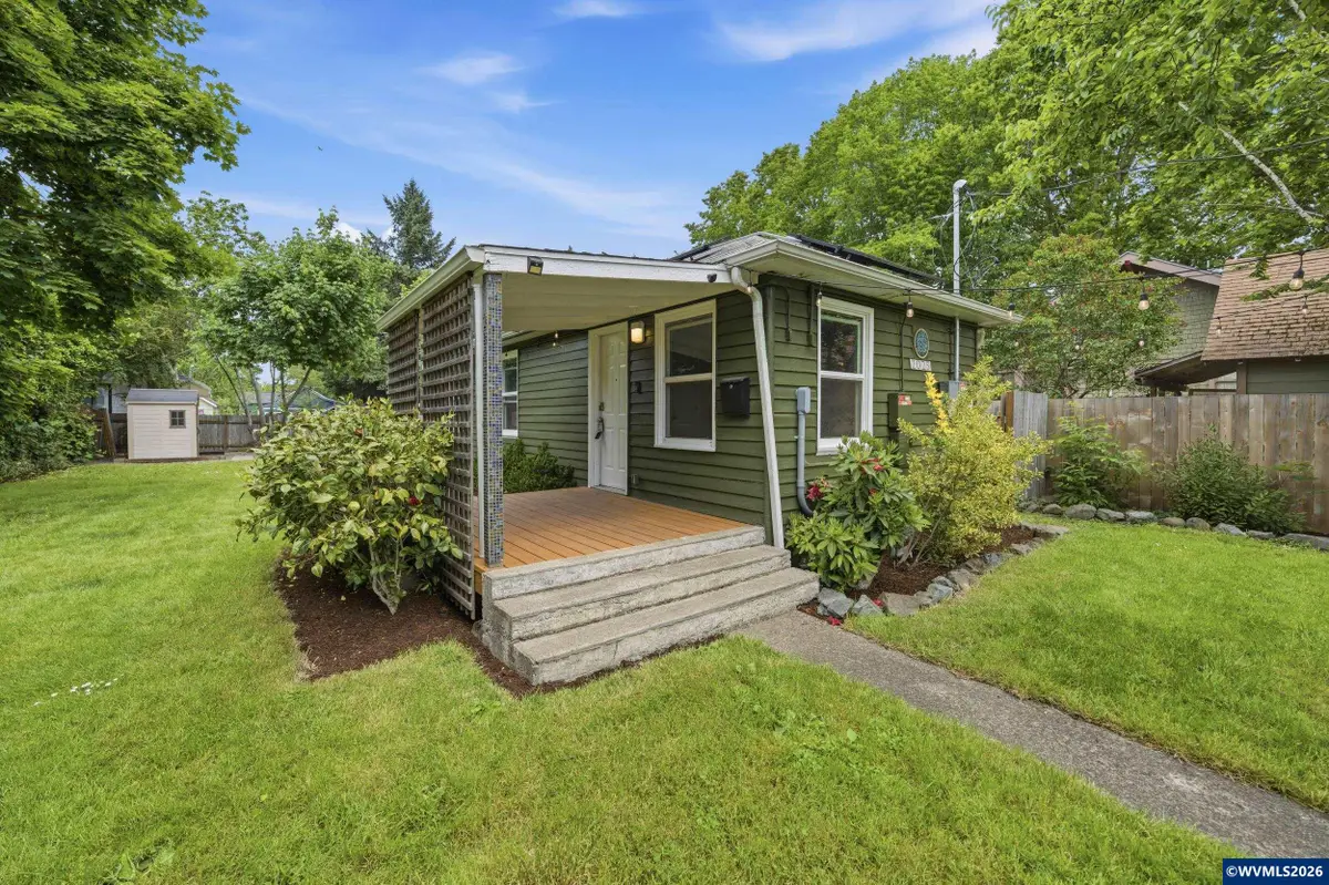 2025  Trade St SE, Salem, OR 97301 - #1