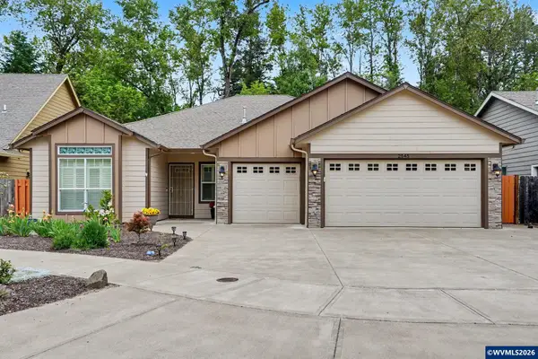 2545  Equestrian Lp S, Salem, OR 97302