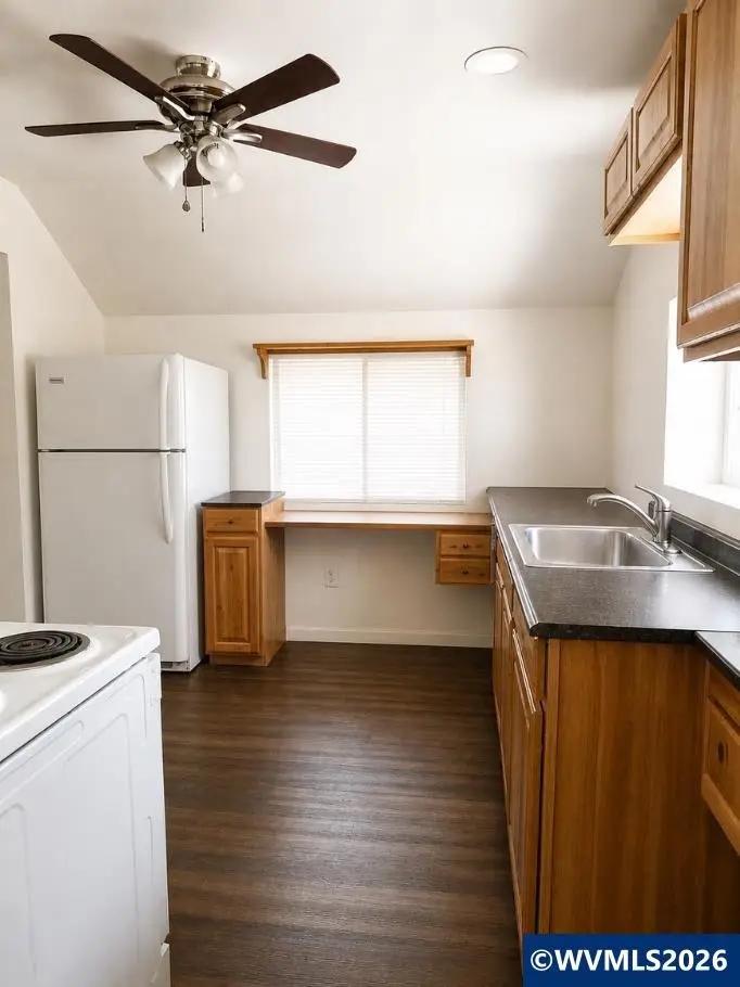 1649  Elm St, Sweet Home, OR 97386 - #3