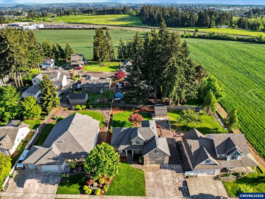 812 SW 8th St, Sublimity, OR 97385 - #3
