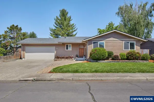 2831 SE Glenn St, Corvallis, OR 97333