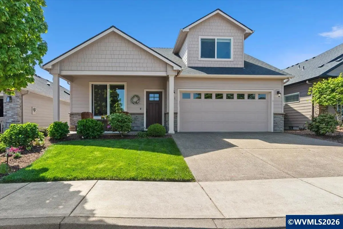 751 SE Glendover Ln, Dallas, OR 97338 - #1