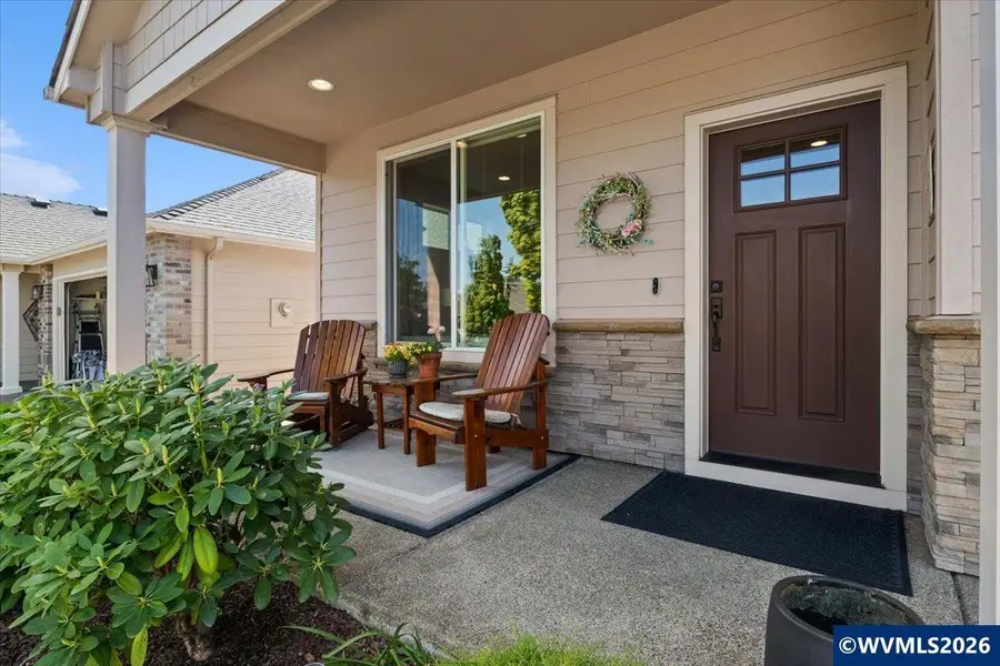 751 SE Glendover Ln, Dallas, OR 97338 - #3
