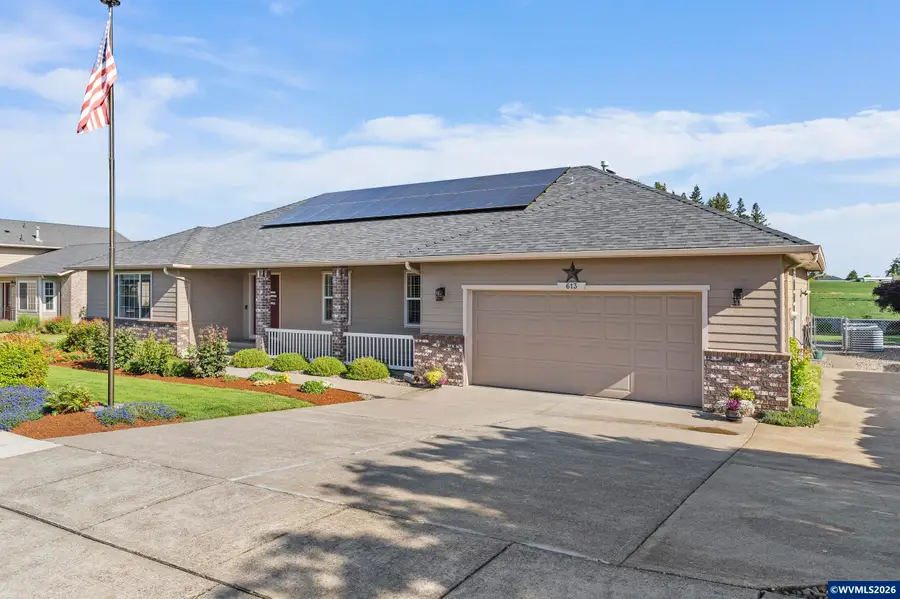 613 SW 7th St, Sublimity, OR 97385 - #3