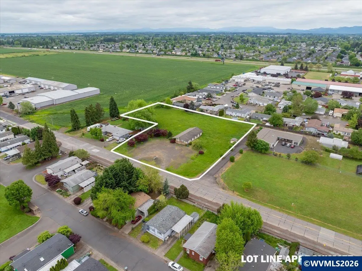 2120  Three Lakes Rd SE, Albany, OR 97322 - #1