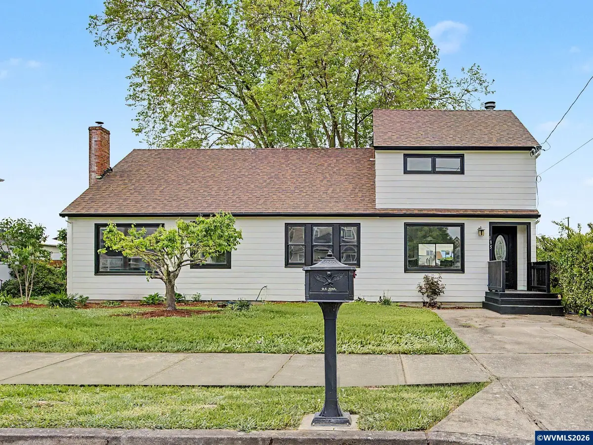 135 S Sheridan St, Mount Angel, OR 97362 - #1