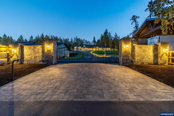 32568  Deberry Rd, Creswell, OR 97426