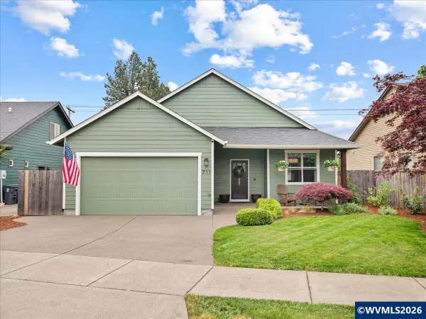 711  Pintail St, Silverton, OR 97381