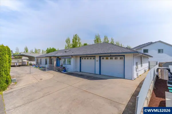 955  Pinehurst Ln NE, Keizer, OR 97303