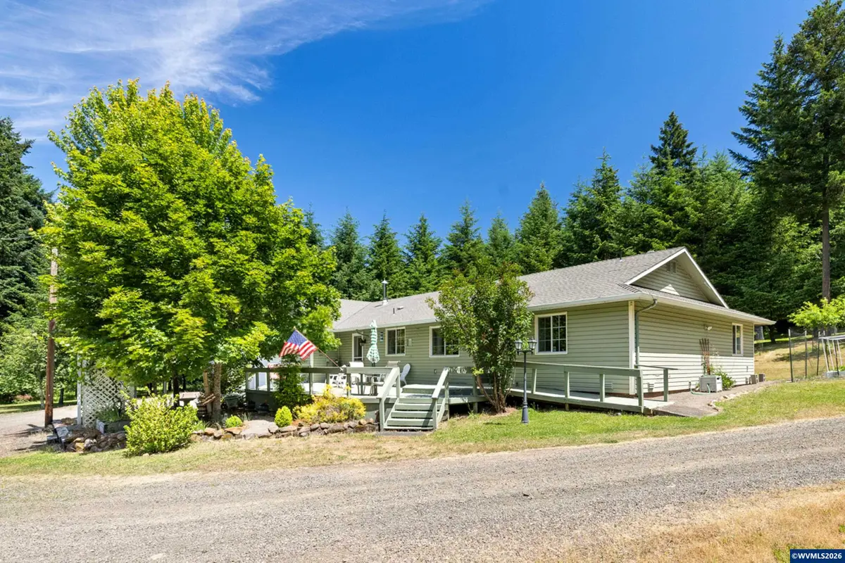 39711  Lacomb Dr, Lebanon, OR 97355 - #1