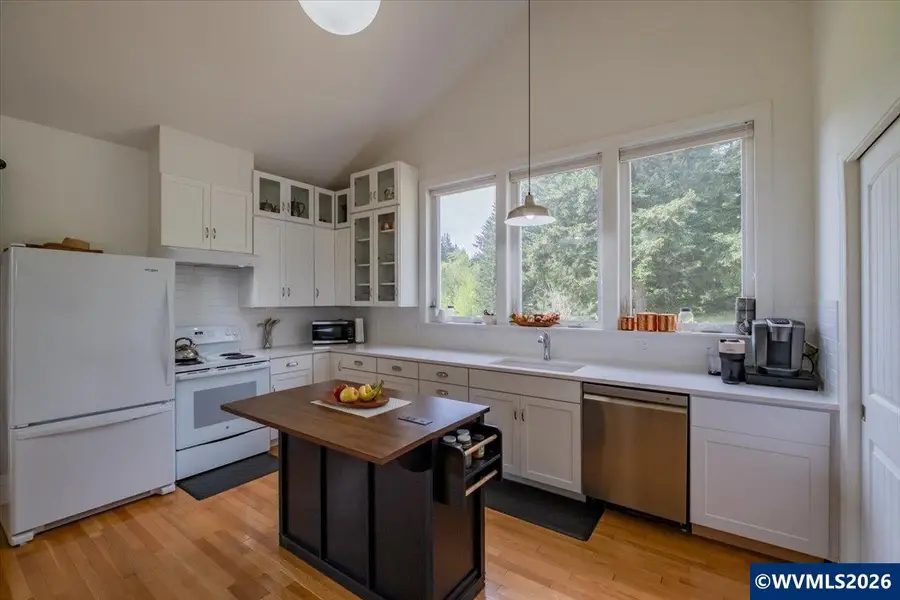 28600  Jones Dr, Sweet Home, OR 97386 - #3