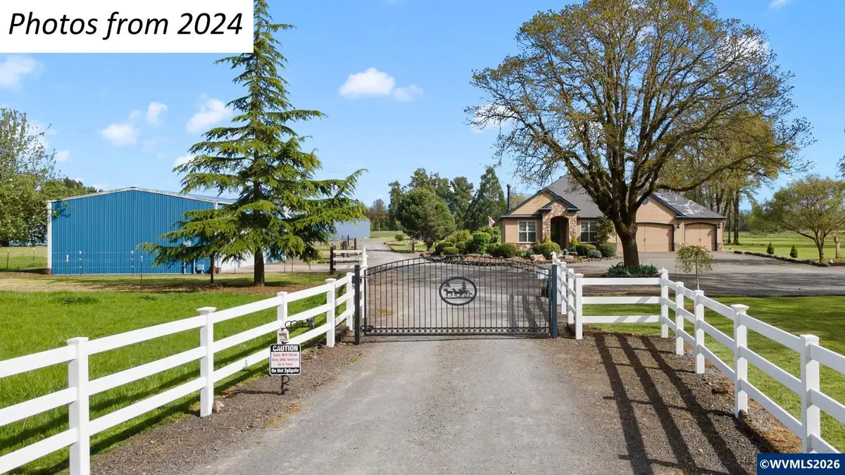 12430 S Oak Grove Rd, Canby, OR 97013 - #1