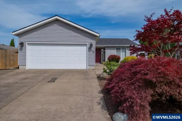 2713 S 12th St, Lebanon, OR 97355