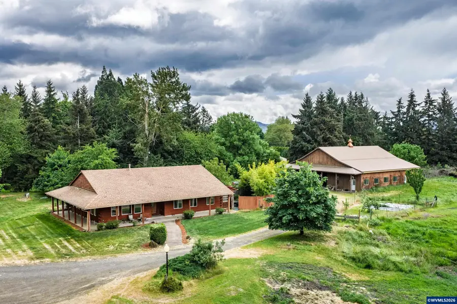 130  Washburn St, Brownsville, OR 97327 - #2