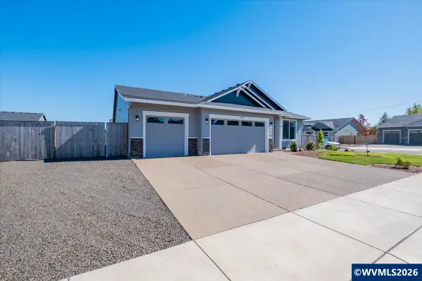 2441  Woodland Wy NE, Albany, OR 97321