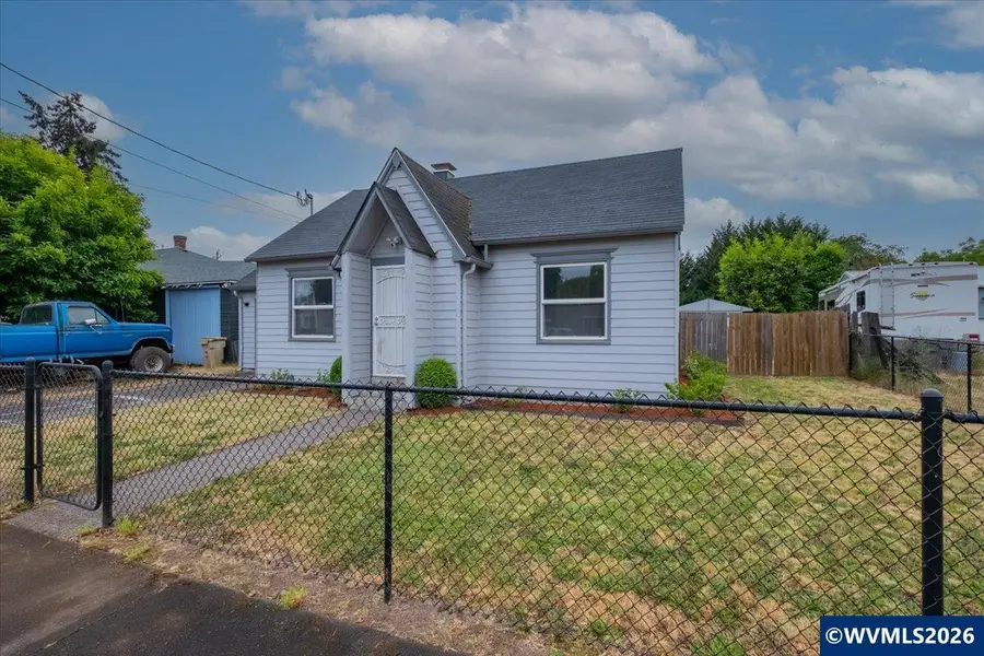 1176  Grove St, Lebanon, OR 97355 - #2