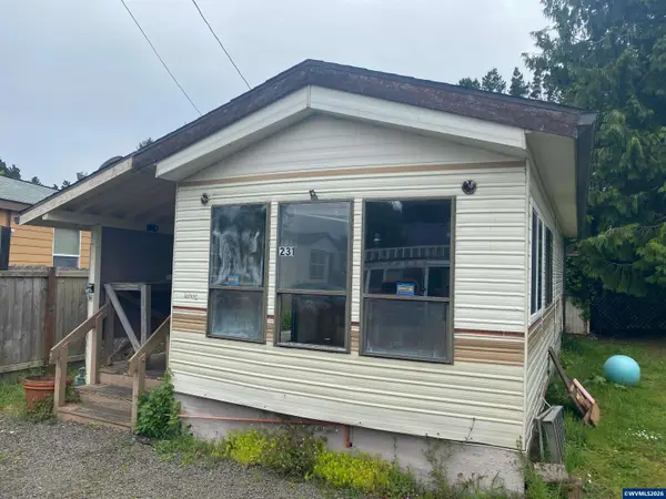 231 SE Neptune Av, Lincoln City, OR 97367