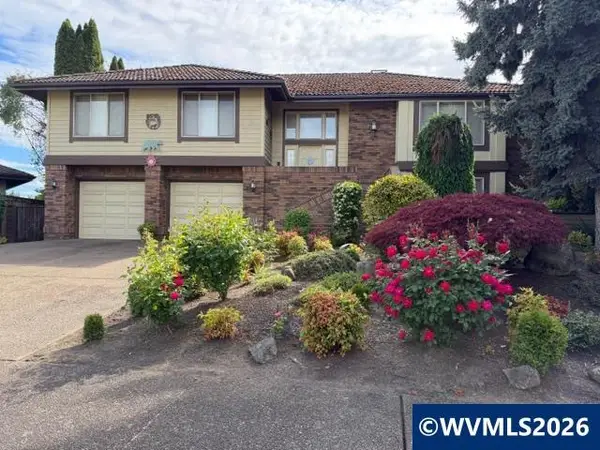1344  Regency Dr, Eugene, OR 97401