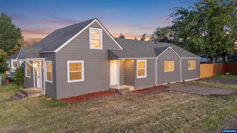 2010  1st Av E, Albany, OR 97321 - #2