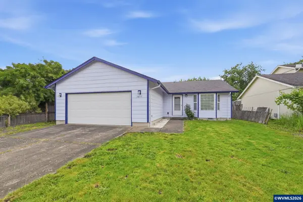 1077 S 10TH  St, Lebanon, OR 97355