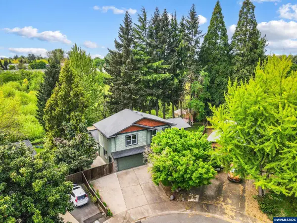 2266  Ironwood St, Eugene, OR 97401
