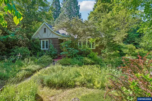 1702  Cole Rd S, Salem, OR 97306