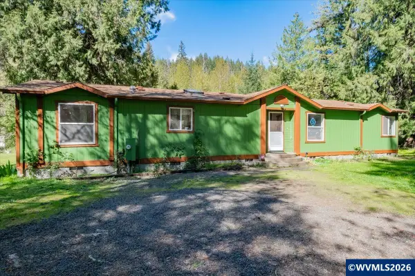 42927  Island Inn Dr, Lebanon, OR 97355
