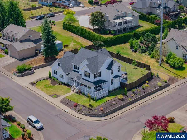 1492  Penny Ln NW, Albany, OR 97321