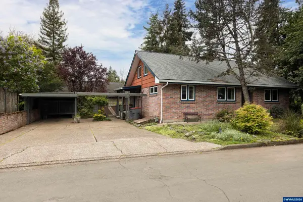 540 NW 9th St, McMinnville, OR 97128