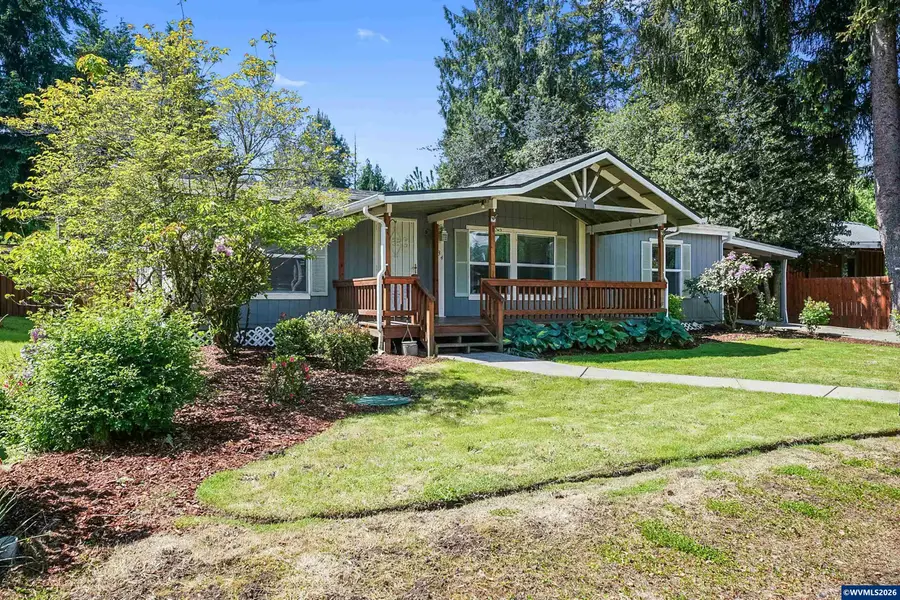334 SE Hazel St, Mill City, OR 97360 - #3