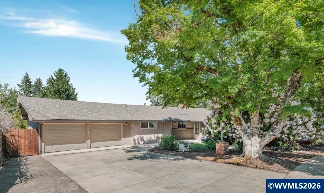 2225 W 28th Av, Eugene, OR 97405 - #1