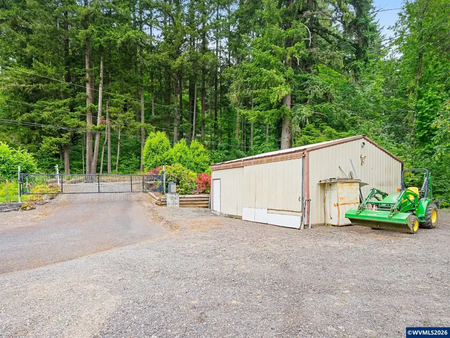 16110 S Maplelane Rd, Oregon City, OR 97045 - #2