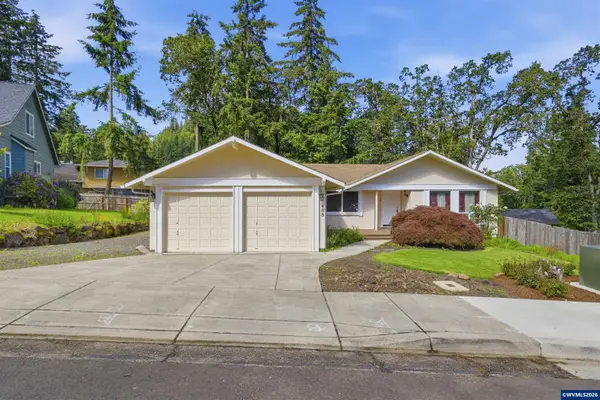 488  Cascade Dr, Springfield, OR 97478
