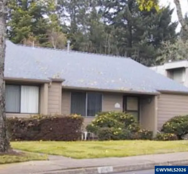 1043  Cardinal St NW, Salem, OR 97304