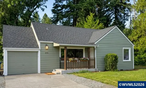 895  Vista Av SE, Salem, OR 97302