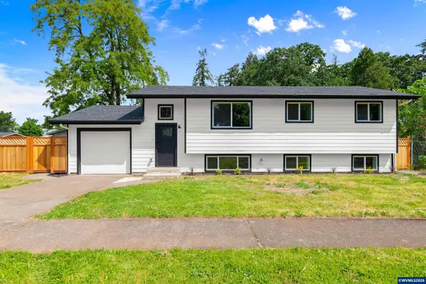 853  Shangri La Av NE, Salem, OR 97071