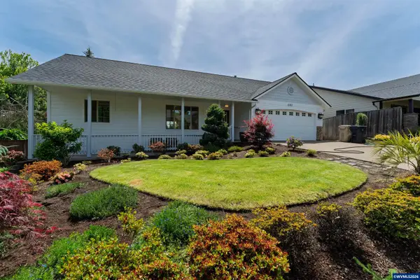 2190 NW Cluster Oak Av, Albany, OR 97321