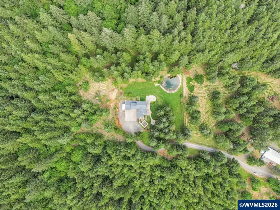 21626  Glaze Rd, Veneta, OR 97487 - #3