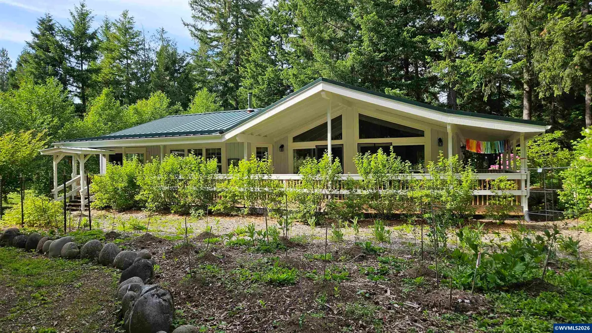 54841  McKenzie River Dr, Blue River, OR 97413 - #1