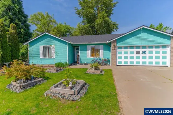 4545  Settlers Ct NE, Salem, OR 97305