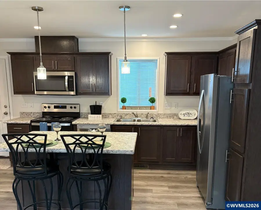 1025 S 6th #78 St, Harrisburg, OR 97446 - #2