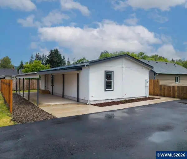 1228  47th Av, Sweet Home, OR 97386