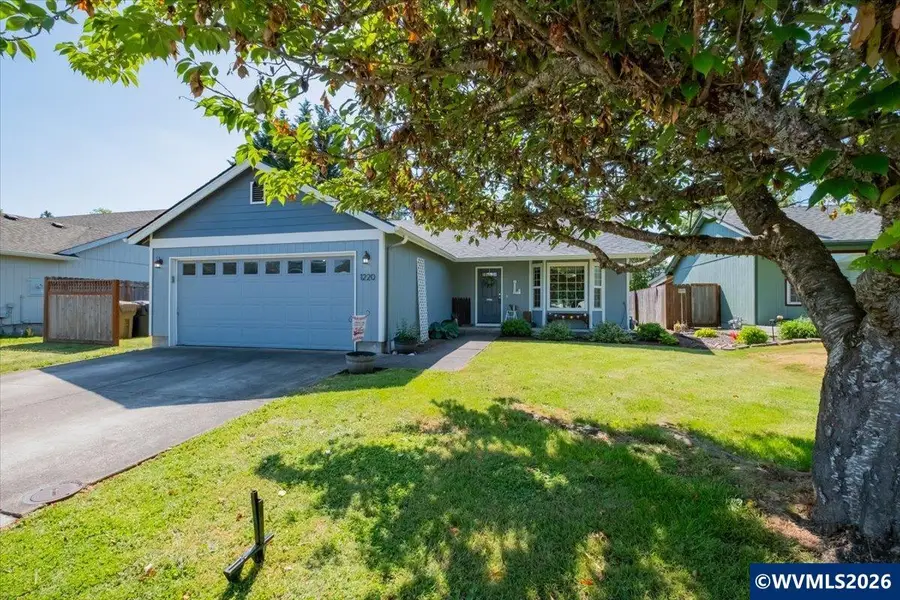 1220  40th Av, Sweet Home, OR 97386 - #2