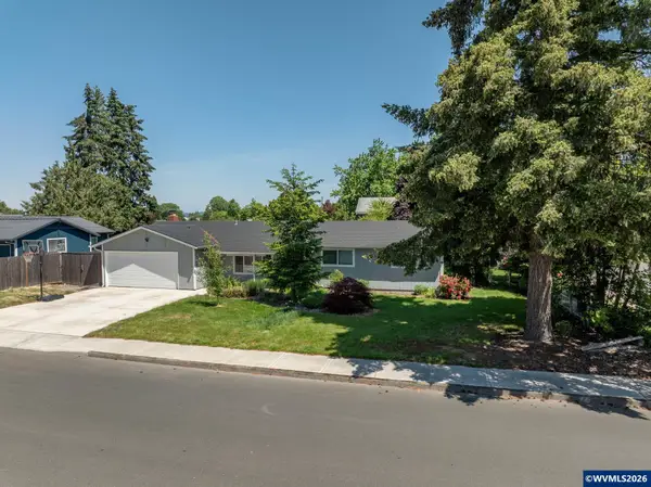 297  Heffley St S, Monmouth, OR 97361