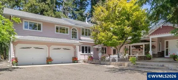 1300  Fair Oaks Rd, Oakland, OR 97462