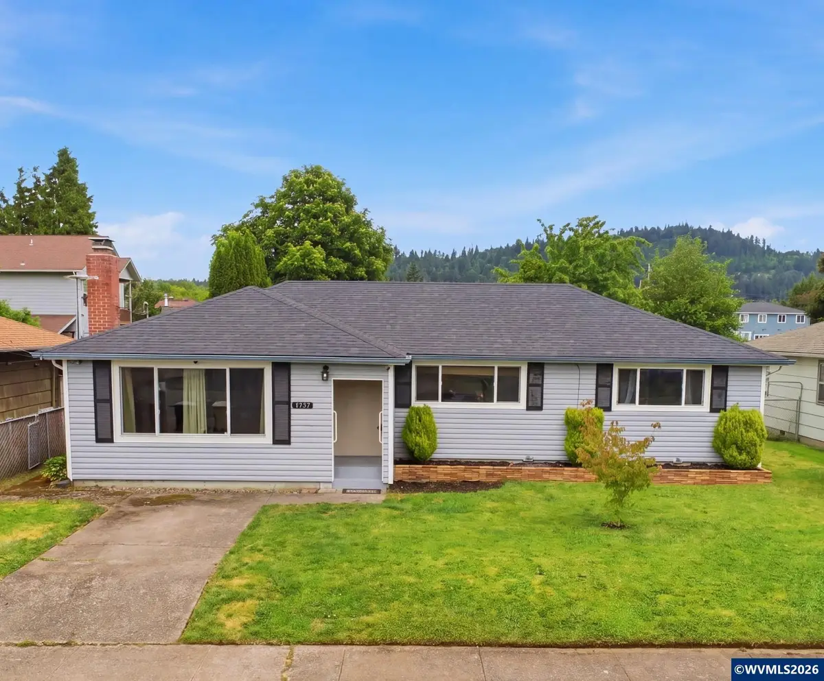 1357  Grove St, Lebanon, OR 97355 - #1