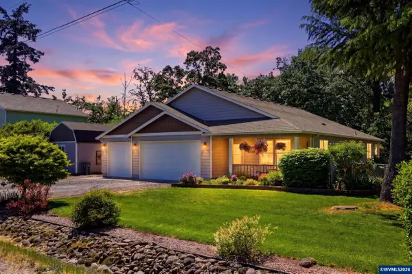 25757 SE Frog Pond Ln, Eagle Creek, OR 97022
