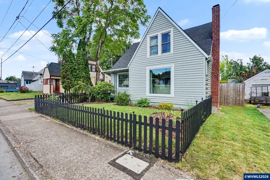 1435  17th St NE, Salem, OR 97301 - #3