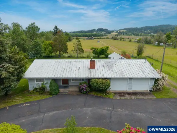33543  Brewster Rd, Lebanon, OR 97355